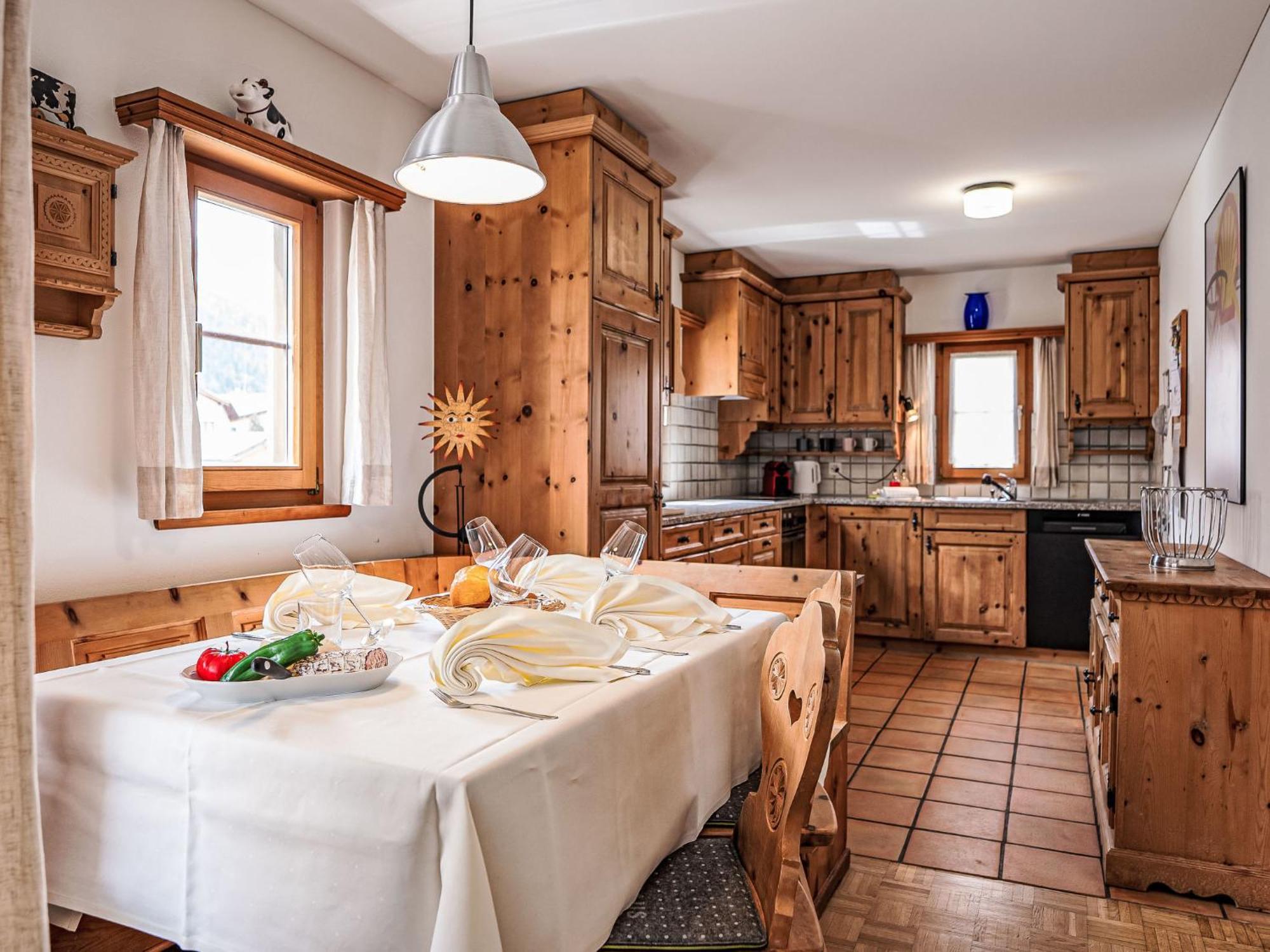 Apartment Chesa Mezzaun By Interhome Zuoz Eksteriør billede